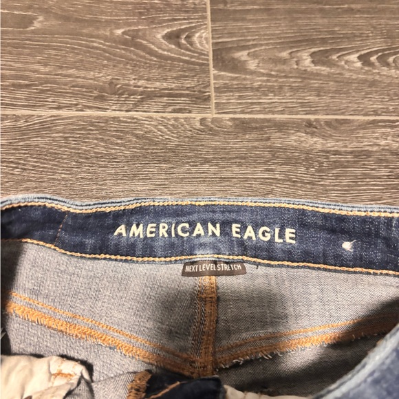 American Eagle Dark-wash Shorts, Size 00 - Picture 4 of 6